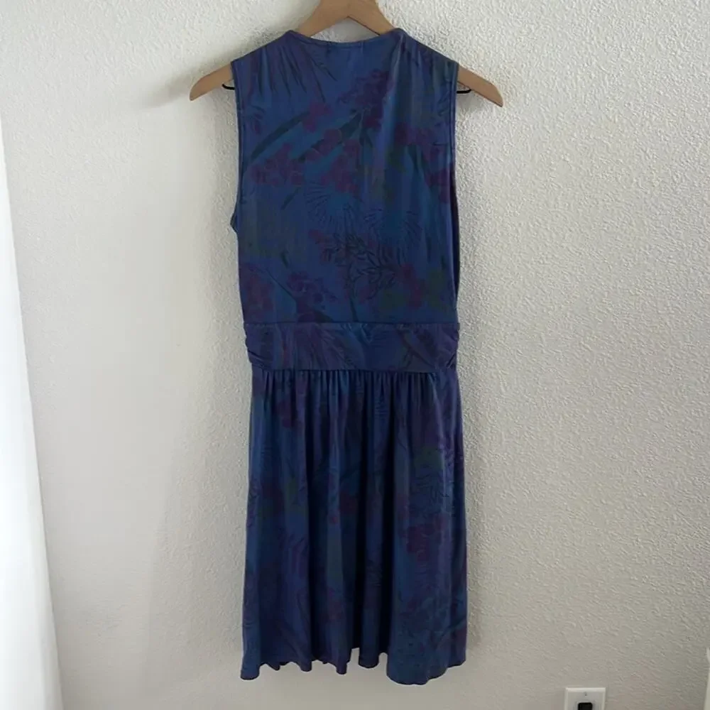 Fresh Produce Blue Floral Dress Front Crossover Slouchy Front Pockets Medium - Picture 2 of 7